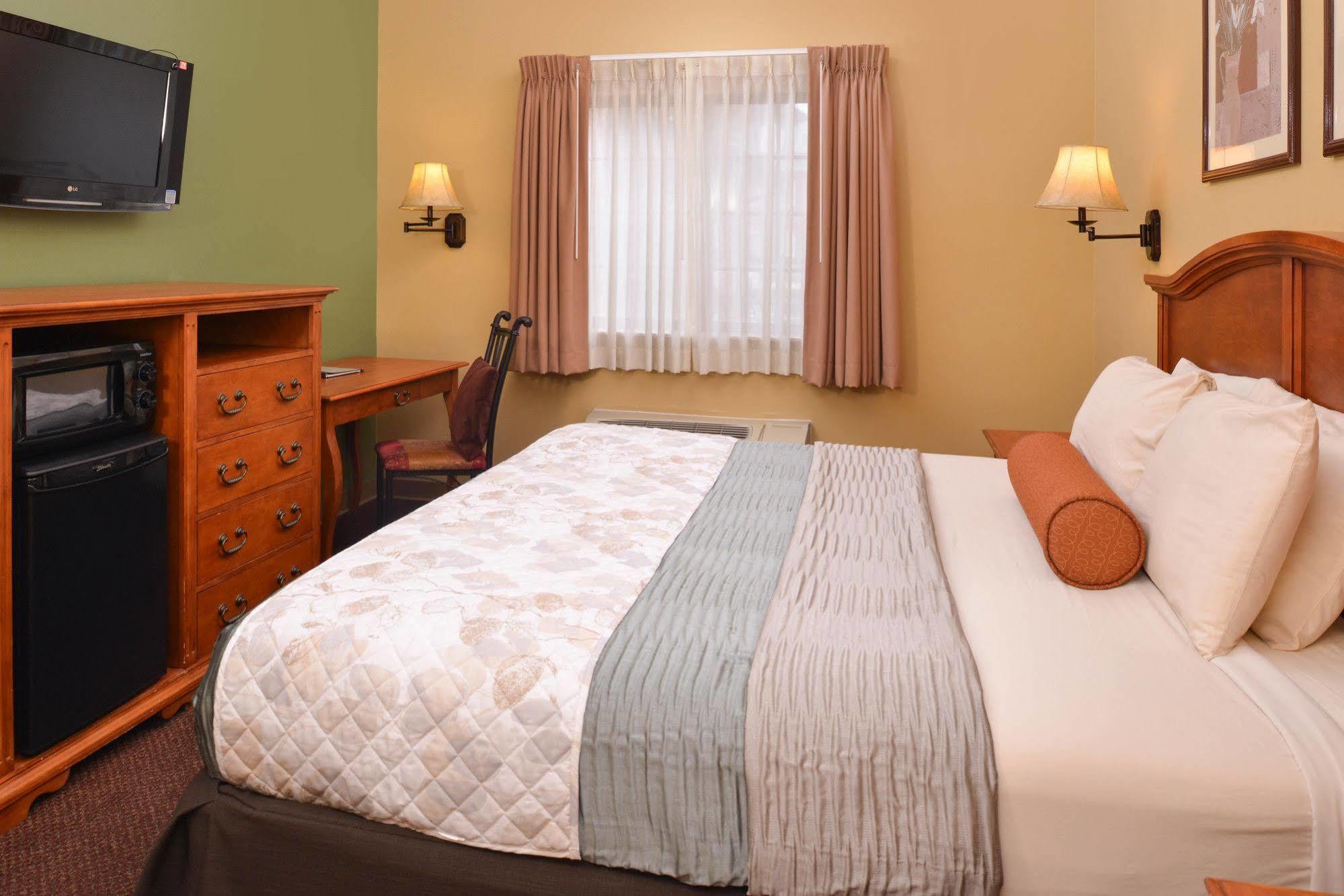 Country Hearth Inn & Suites Edwardsville Zewnętrze zdjęcie
