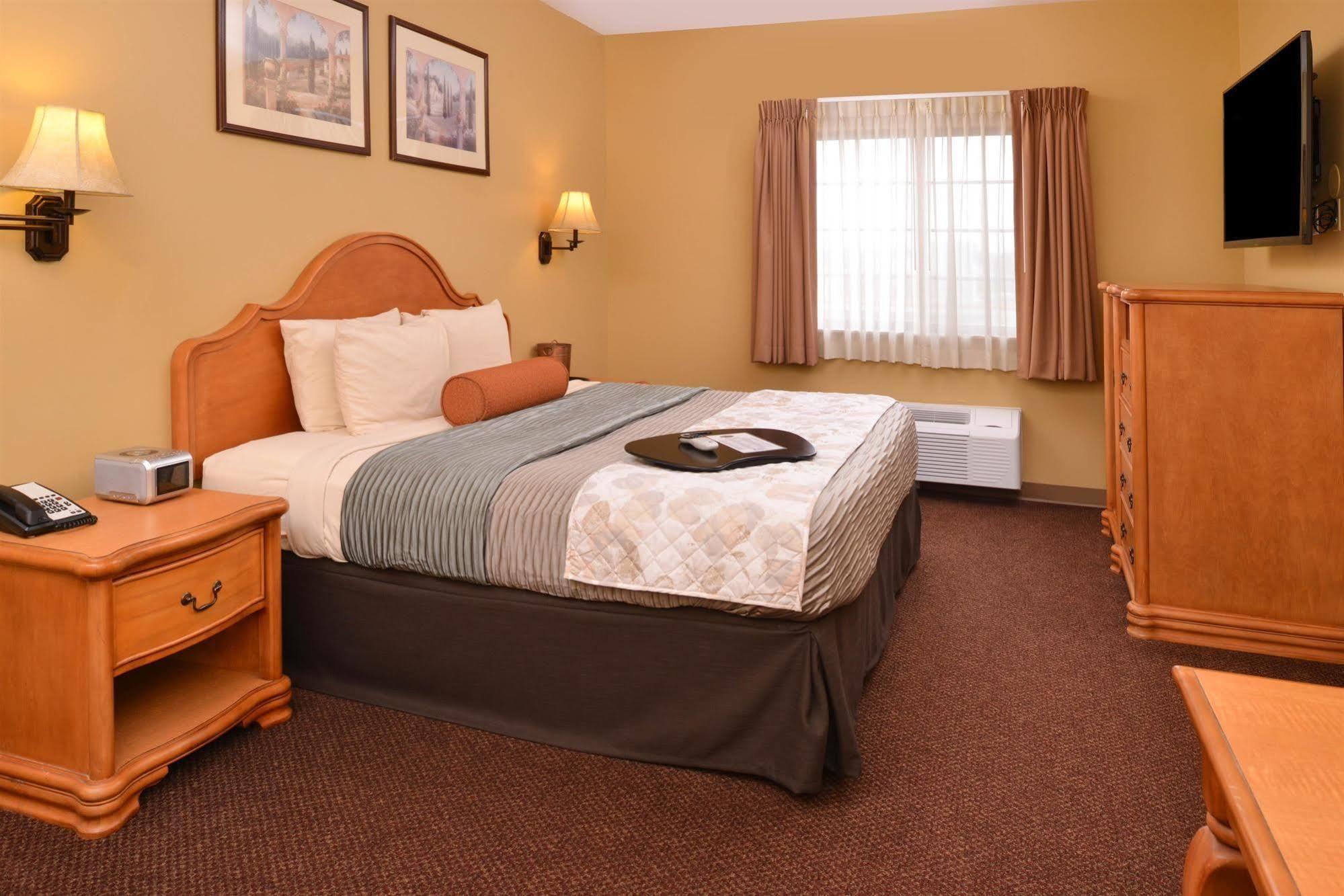 Country Hearth Inn & Suites Edwardsville Zewnętrze zdjęcie